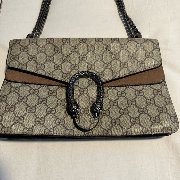 Purse - Picture 2 of 4